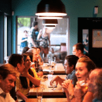 O que esperar de 2026: confira as tendências para bares e restaurantes