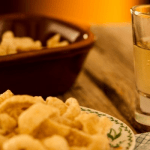 Cachaça brasileira: como transformar o ícone nacional em mais lucro